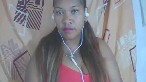 may595642 online show from April 21, 6:42 am