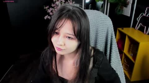 may_lings online show from April 12, 10:41 am