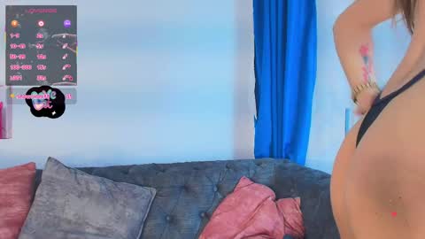 may_wood online show from December 1, 1:09 pm