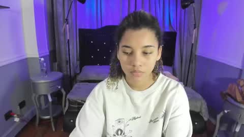 Maya online show from September 14, 2:25 am