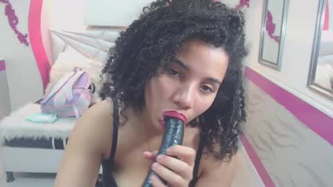 Maya online show from December 19, 6:56 am