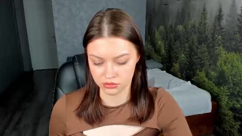 Mimi online show from June 11, 2:53 am