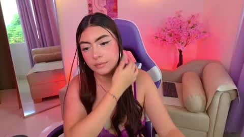 Maya Vexx online show from July 28, 8:52 pm