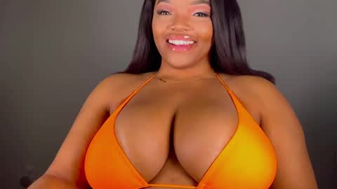 MayBabi online show from January 31, 11:46 am