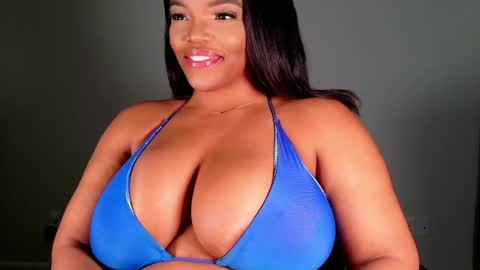 MayBabi online show from February 17, 10:05 pm