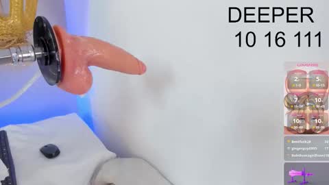 maye  online show from November 25, 8:07 pm