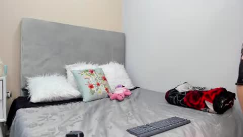 mayte online show from June 12, 10:09 pm