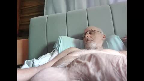 mbravo420 online show from February 3, 7:07 pm