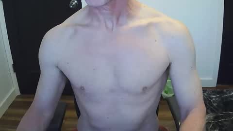 mcnutt1178 online show from April 8, 11:30 pm