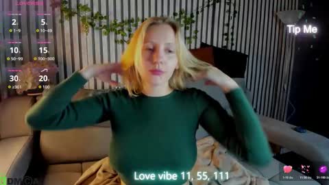 Melissa online show from February 16, 2:10 am