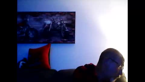 me at home online show from November 17, 11:13 am