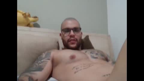 filippoae online show from April 27, 12:41 am