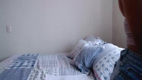 anna online show from March 12, 9:45 pm