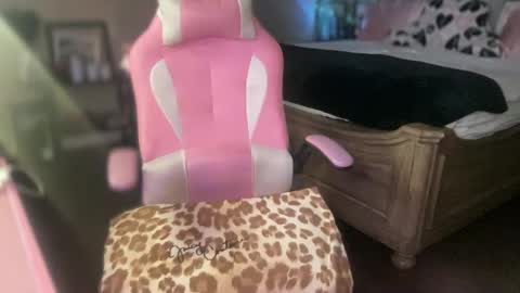 Southern Peach online show from October 8, 3:45 am