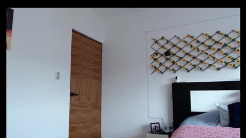 megam manze00 online show from October 29, 10:43 pm