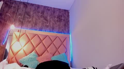 M E G A N online show from February 22, 9:59 pm