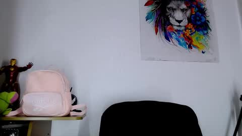 megan_cat online show from November 24, 7:01 pm