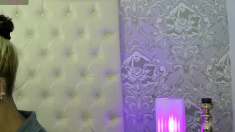 megan_tower online show from April 19, 7:16 pm