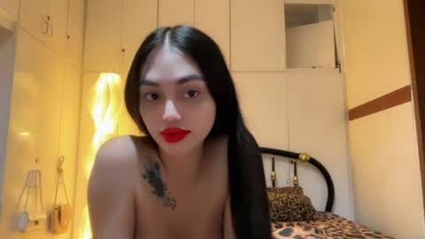 meganharley2004 online show from July 14, 8:25 pm