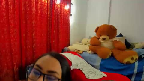 meganhotcurvy online show from March 20, 3:28 pm