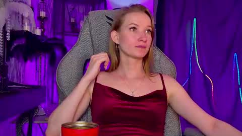 megan online show from July 19, 8:55 pm