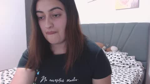 Snapshot of megansnow_ chatting on September 30, 3:28 am MEGAN online show from September 30, 3:28 am