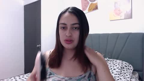 Snapshot of megansnow_ chatting on September 29, 3:27 am MEGAN online show from September 29, 3:27 am