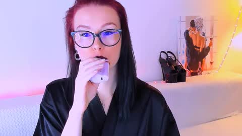 Megan online show from October 6, 6:04 pm