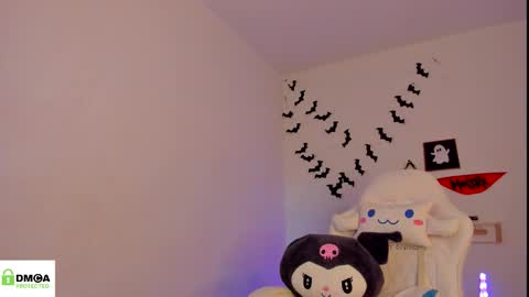 Megan online show from October 5, 3:30 pm