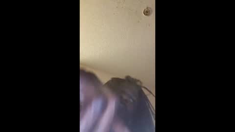 mel_hart_jr online show from March 25, 7:59 am