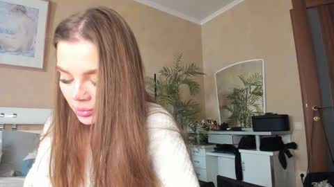  Start every day 2000 - 700 online show from February 3, 9:24 am