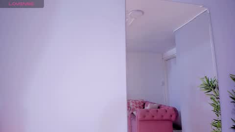 Melanie Miller online show from March 2, 7:21 am