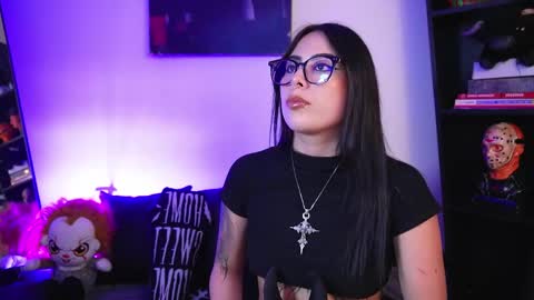 Mel online show from March 25, 2:18 am