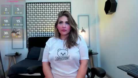 Melanie online show from November 11, 10:56 pm