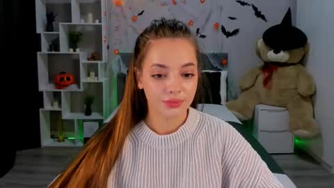 Snapshot of melaniealves chatting on October 22, 12:29 pm MelanieAlves online show from October 22, 12:29 pm