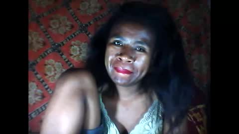 melanih online show from October 31, 8:04 am