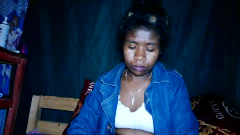 melanih online show from June 13, 8:58 am