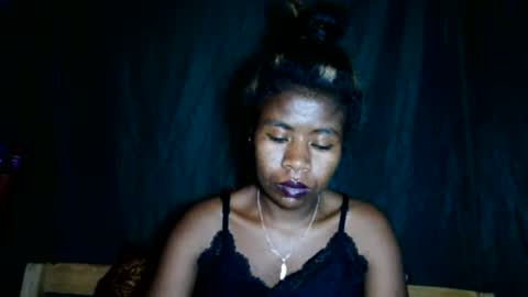 melanih online show from June 12, 8:57 am