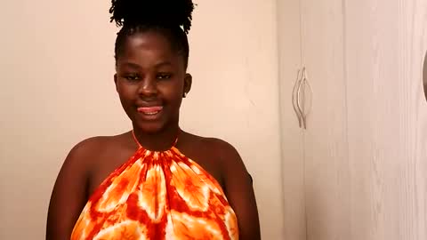 melanin_juicey8 online show from June 10, 9:57 pm
