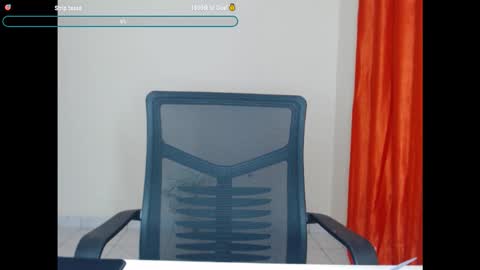 melaningoddess30 online show from February 19, 2:54 am