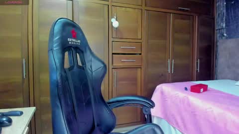 melanny_dalton online show from January 10, 3:06 pm
