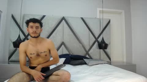 melanyandethan online show from November 2, 4:34 am