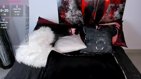 melany online show from March 5, 2:03 am