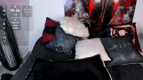 melany online show from February 27, 12:03 am