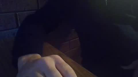 melbguy_075 online show from October 2, 6:12 am