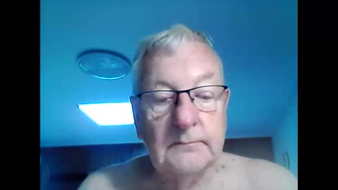 melbourne000 online show from November 5, 12:12 am