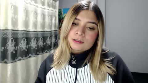 meliinna_xxx online show from April 19, 4:24 am