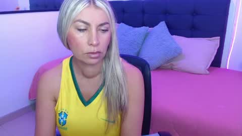 Melissa online show from June 8, 2:29 pm