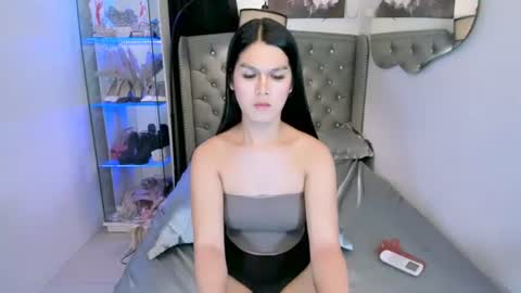melissa_empress online show from June 11, 12:32 am