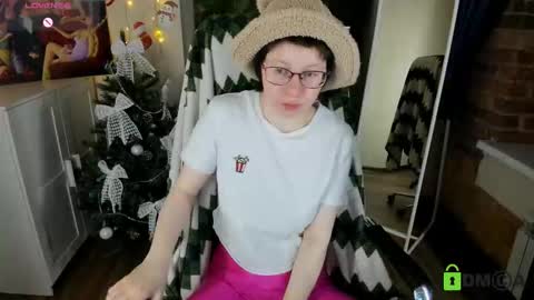 Melissa online show from December 19, 9:10 pm